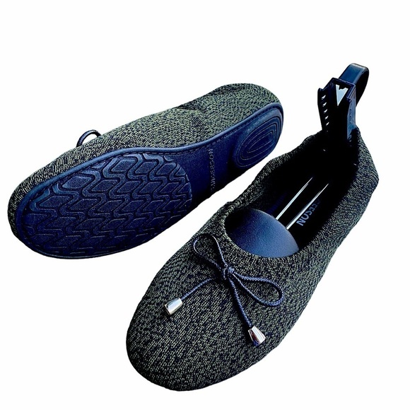 Knit Ballet Flats Green Women’s Size 8 NWT Travel Casual Slip O…Balletcore Goth - Picture 1 of 16